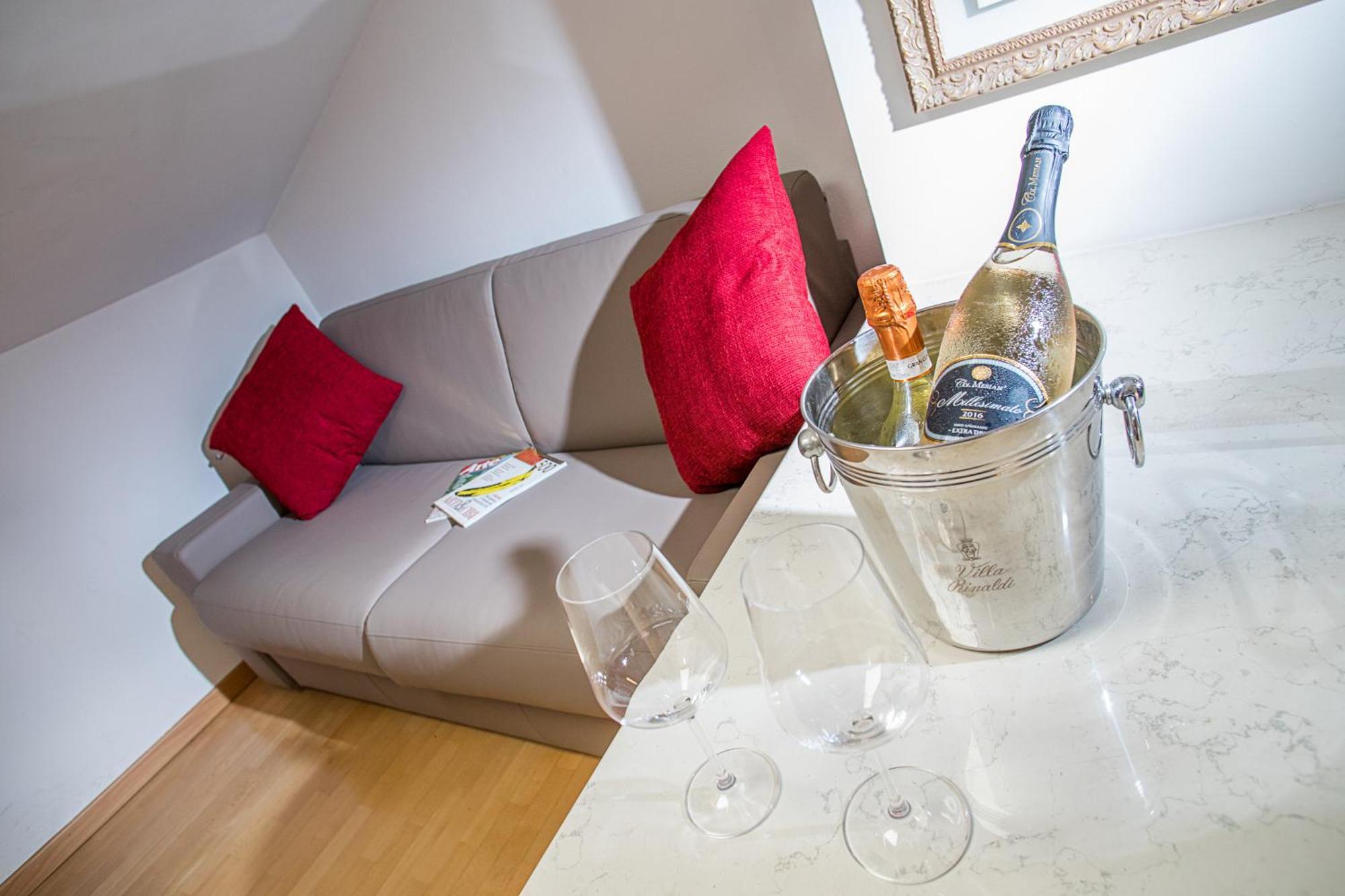 Family Apartment Verona Class Eksteriør bilde